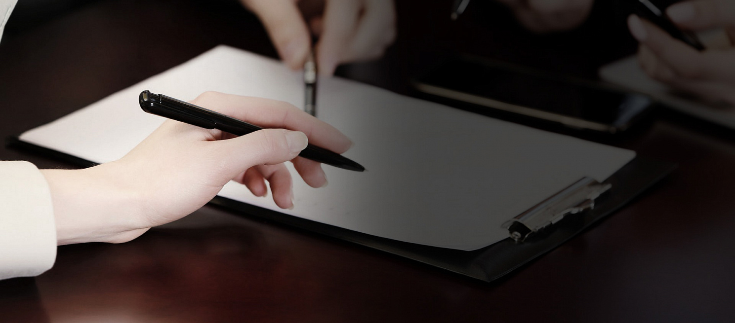 <h2>Наши услуги по взысканию долгов включают:</h2>